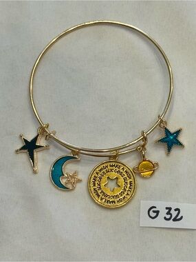 G32 Moon Stars Wish Charm Bangle Bracelet